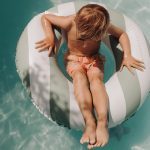 The Swim Essentials: dmuchane koło do pływania 90 cm Green White Stripes - obrazek 2