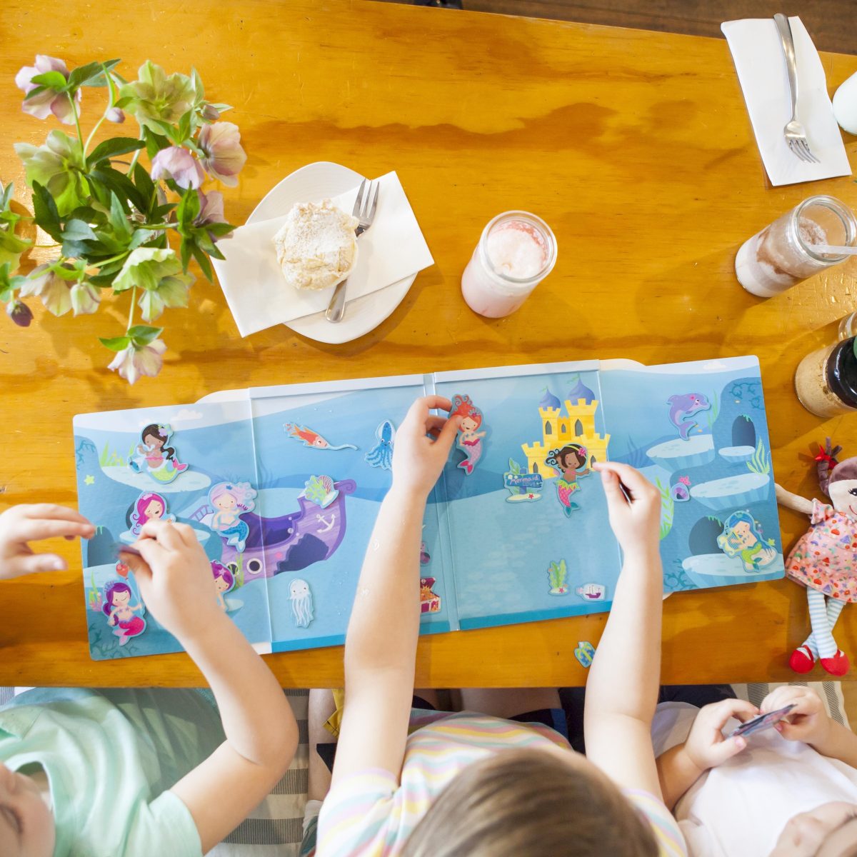 Magna Carry - Mermaids - LS - MLT-110_MG_9588-HR Tiger Tribe: magnetyczna teczka układanka Zatoka Syrenek - obrazek 4