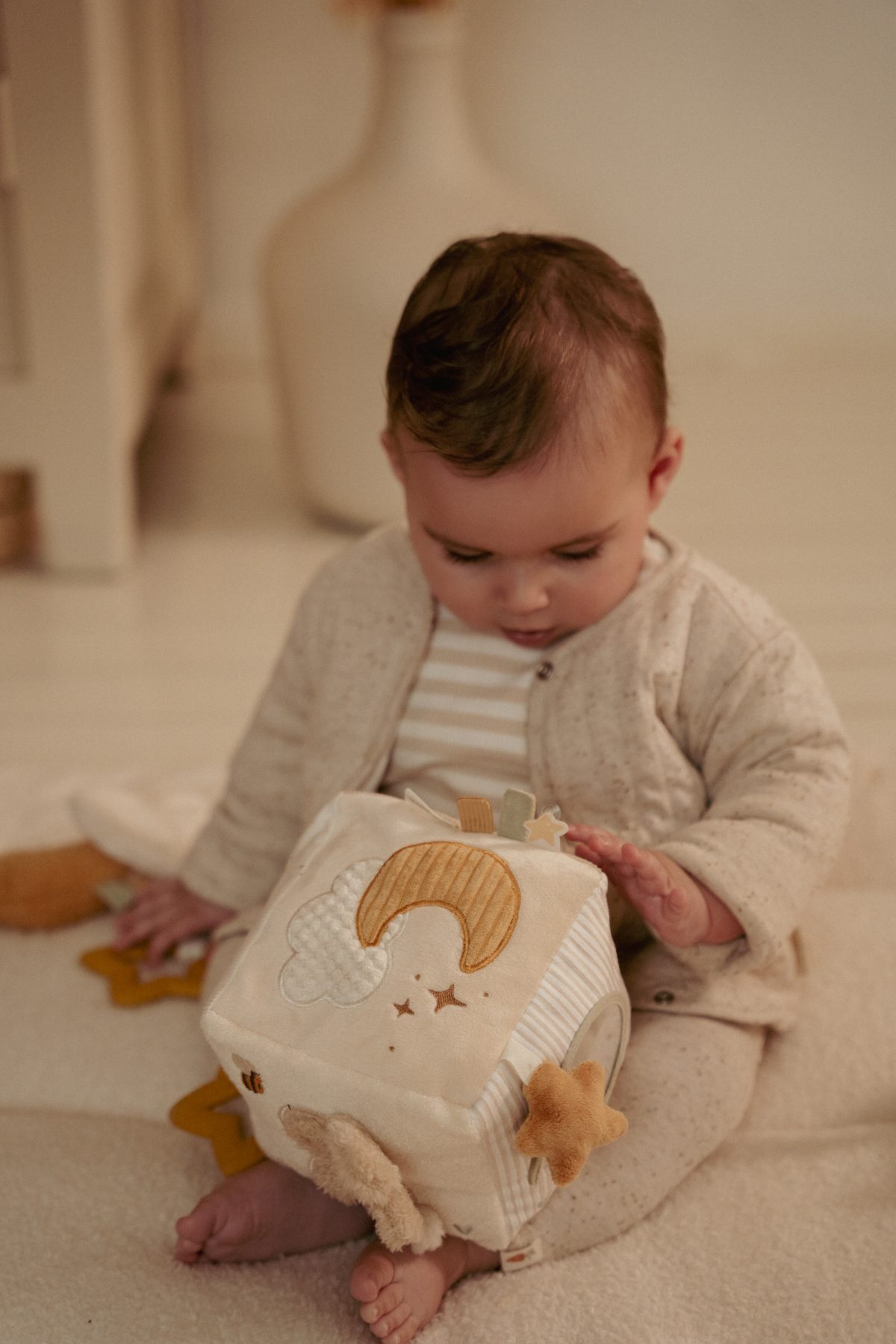 Little Dutch: miękka kostka aktywizująca Newborn Naturals - obrazek 8