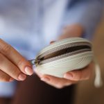 Babyono: silikonowy Pojemnik na smoczek beżowy - obrazek 2