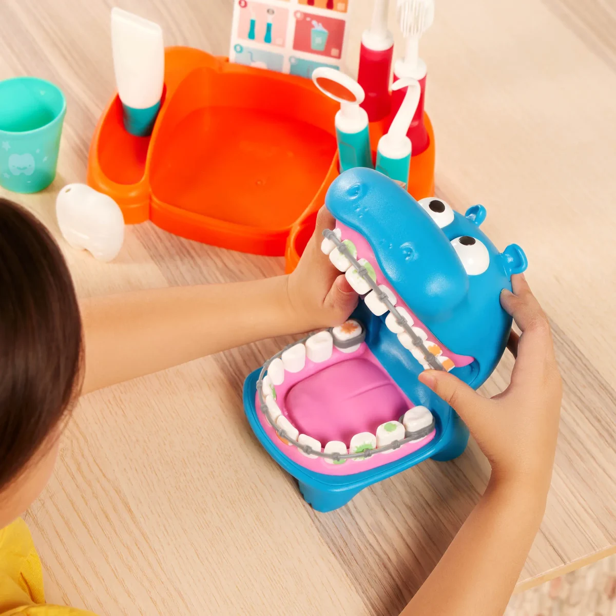 BATTAT: HIPODONTA – edukacyjny zestaw do nauki mycia zębów DENTYSTA / B.TOYS - obrazek 4