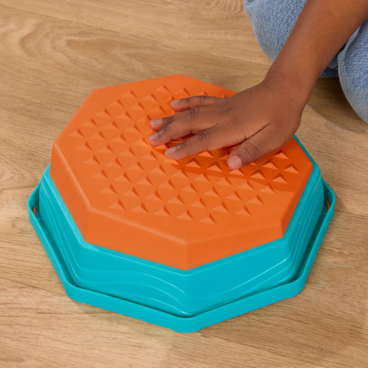 B.Toys: FALISTA ŚCIEŻKA SENSORYCZNA do balansowania z efektami muzycznymi - obrazek 4