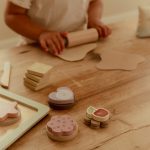 Little Dutch: drewniany zestaw do pieczenia - obrazek 2