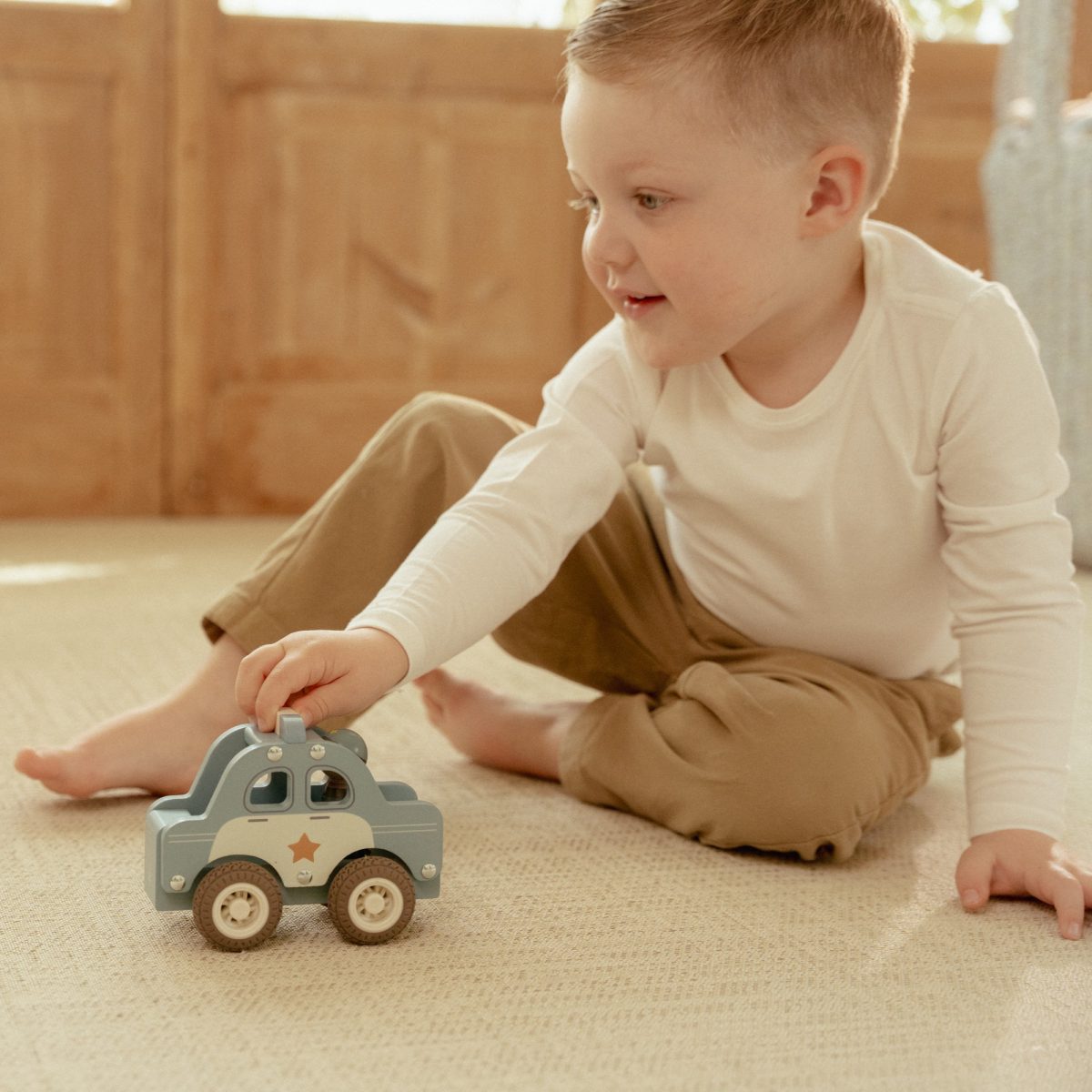 Little Dutch: drewniane autko samochód policyjny - obrazek 2