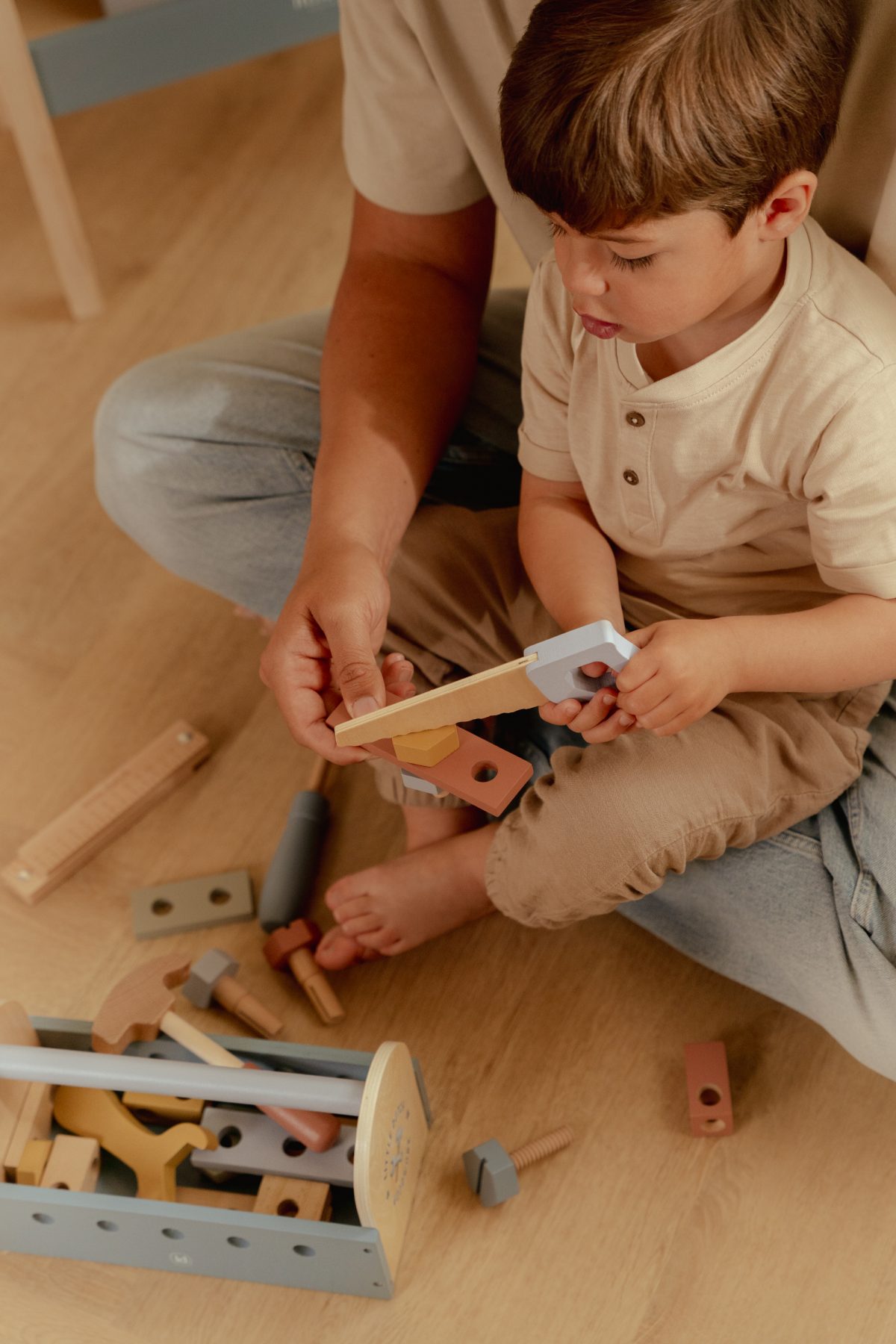 Little Dutch: drewniane narzędzia majsterkowicza zestaw skrzynka Toolbox - obrazek 2