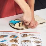 Buki: Elektroniczna mini koszykówka z grami zestaw do montażu 8+ - obrazek 6