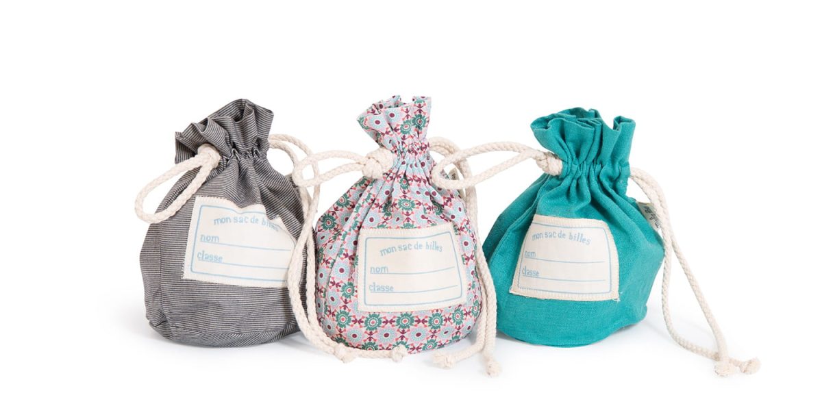 713120_3 Moulin Roty: Sakiewka ze szklanymi kulkami do gry - obrazek 3