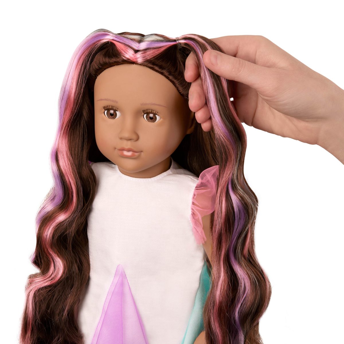 Our Generation: lalka TANIA 46cm – z regulowanymi włosami i kolorowymi pasemkami - obrazek 2