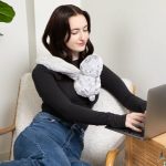 Hugimals: pluszak obciążeniowy Pingwin Pax - obrazek 3