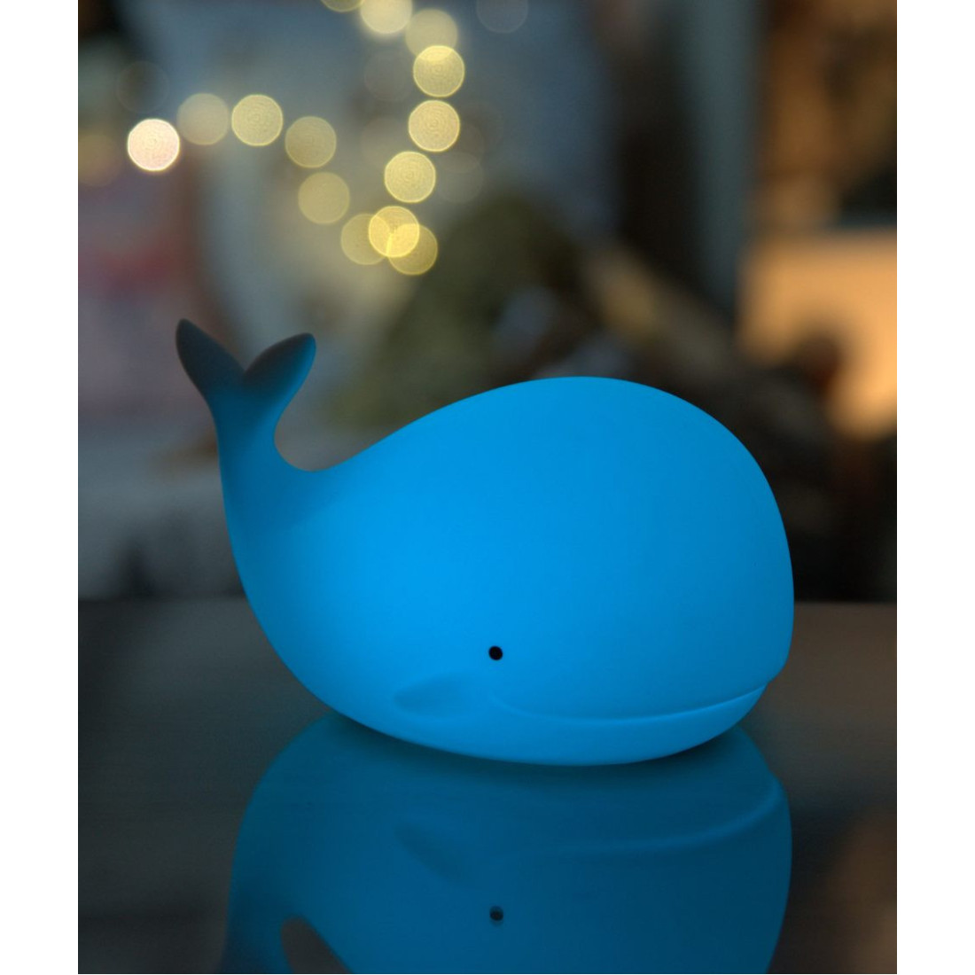 lampka-wieloryb-z-pilotem.jpgzz Rabbit & Friends: Wieloryb Lampka Silikonowa z Pilotem Biała - obrazek 4