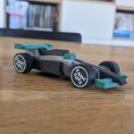 Croc Toys®: zestaw DIY Drewniany pojazd Formuła 1 - obrazek 3