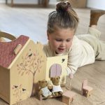 Egmont Toys®: Drewniany domek z rodziną misiów - obrazek 3