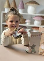 Egmont Toys®: Garderoba - szafa z misiem z ubrankami - obrazek 3