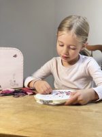 Egmont Toys®: Walizka z zestawem do wyszywania - z tamborkiem 7+ - obrazek 2