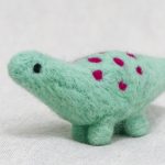 AGNA WOOL ART: Ufilcuj go sam! Zestaw do filcowania Diplodok - obrazek 2