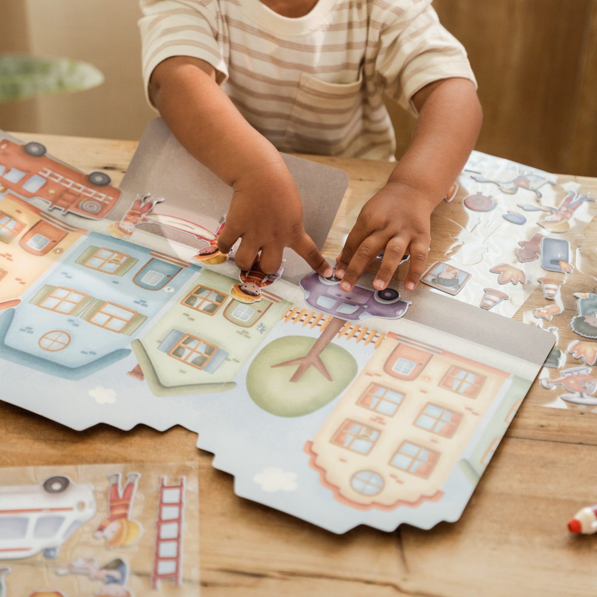 Little Dutch: naklejki wielokrotnego użytku Jim & Friends - obrazek 2