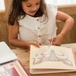 Little Dutch: kreatywny zeszyt z nożyczkami Rosa & Friends - obrazek 3