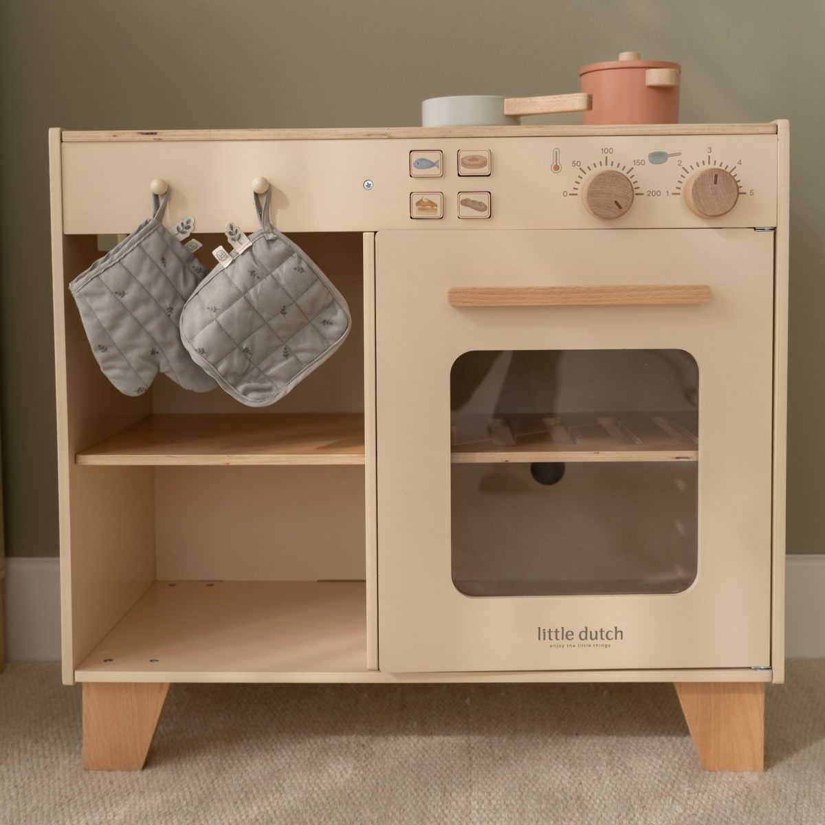 Little Dutch: duża drewniana kuchnia - obrazek 3