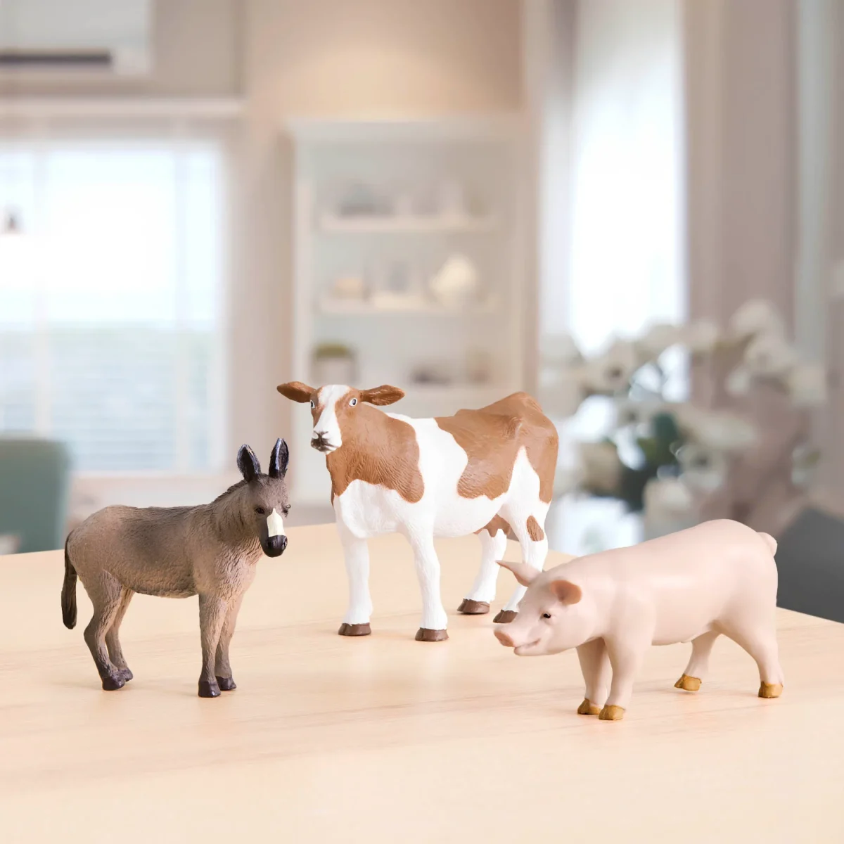 Terra by Battat: Realistyczne figurki zwierząt – krowa, osioł i świnia - obrazek 5