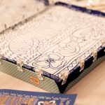 Djeco: AGA Atelier 10 - zestaw artystyczny malowanie na jedwabiu 15+ - obrazek 6