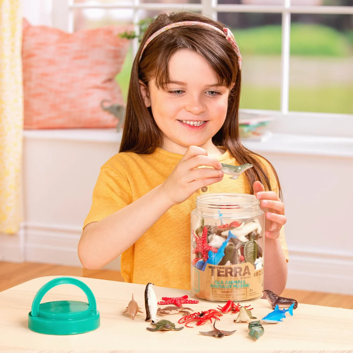 Terra by Battat: Zestaw 60 figurek w SŁOIKU - Zwierzęta MORSKIE - obrazek 9