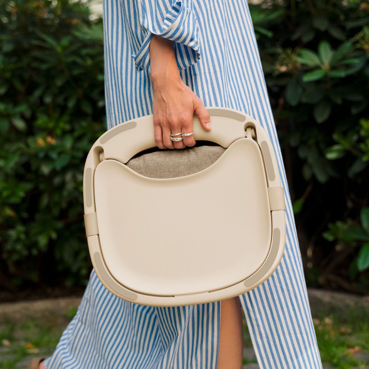 Hannie: Przenośne krzesełko do karmienia - White Sand - obrazek 6