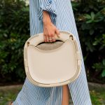 Hannie: Przenośne krzesełko do karmienia - White Sand - obrazek 6