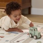 Little Dutch: drewniane autko traktor - obrazek 2