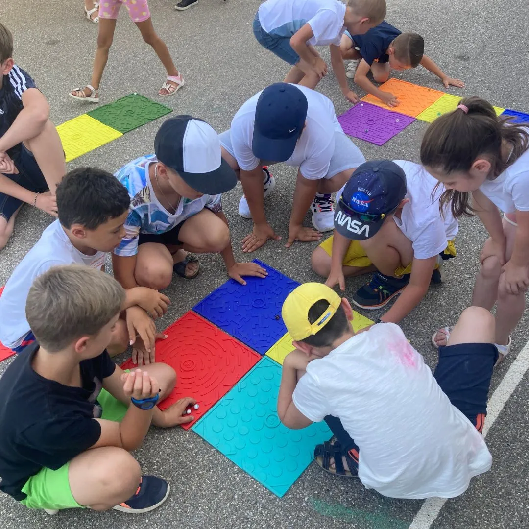 GAME PLAK: Mata do gry w kulki - TIKI BLEUE - obrazek 3