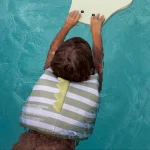 Sunnylife: dziecięca kamizelka do pływania 3-6 lat Into the Wild - obrazek 2