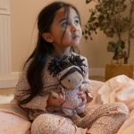 Little Dutch: miękka lalka Baby Evi - obrazek 3