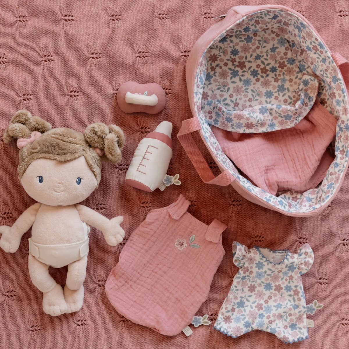 Little Dutch: miękka lalka Baby Rosa - obrazek 3