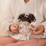 Little Dutch: miękka laleczka Evi 10 cm - obrazek 2