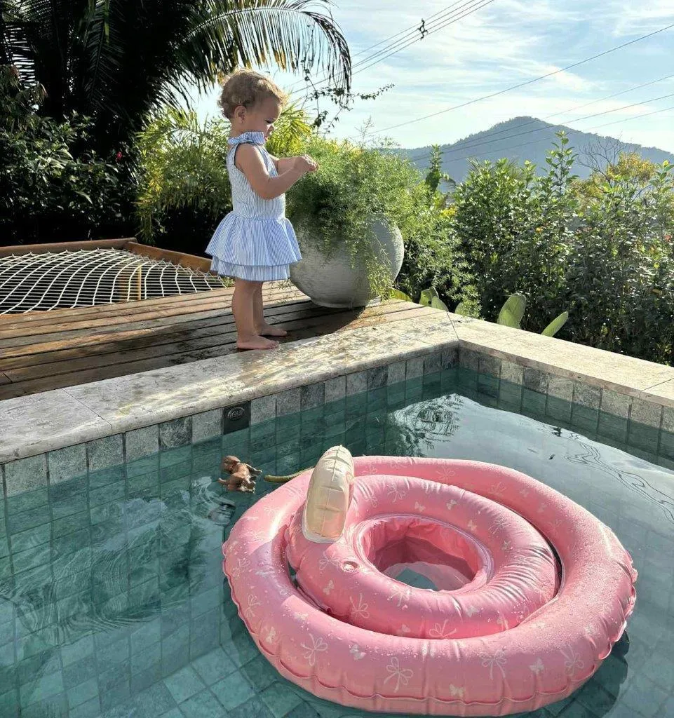 Vanilla Copenhagen: Koło treningowe do pływania Baby Rose Butterfly z siedziskiem - obrazek 2