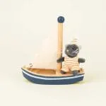 Egmont Toys®: Kotek Malo w drewnianej łódce 12m+